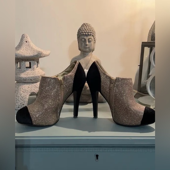 Ladies Heels ๐ - Picture 5 of 6